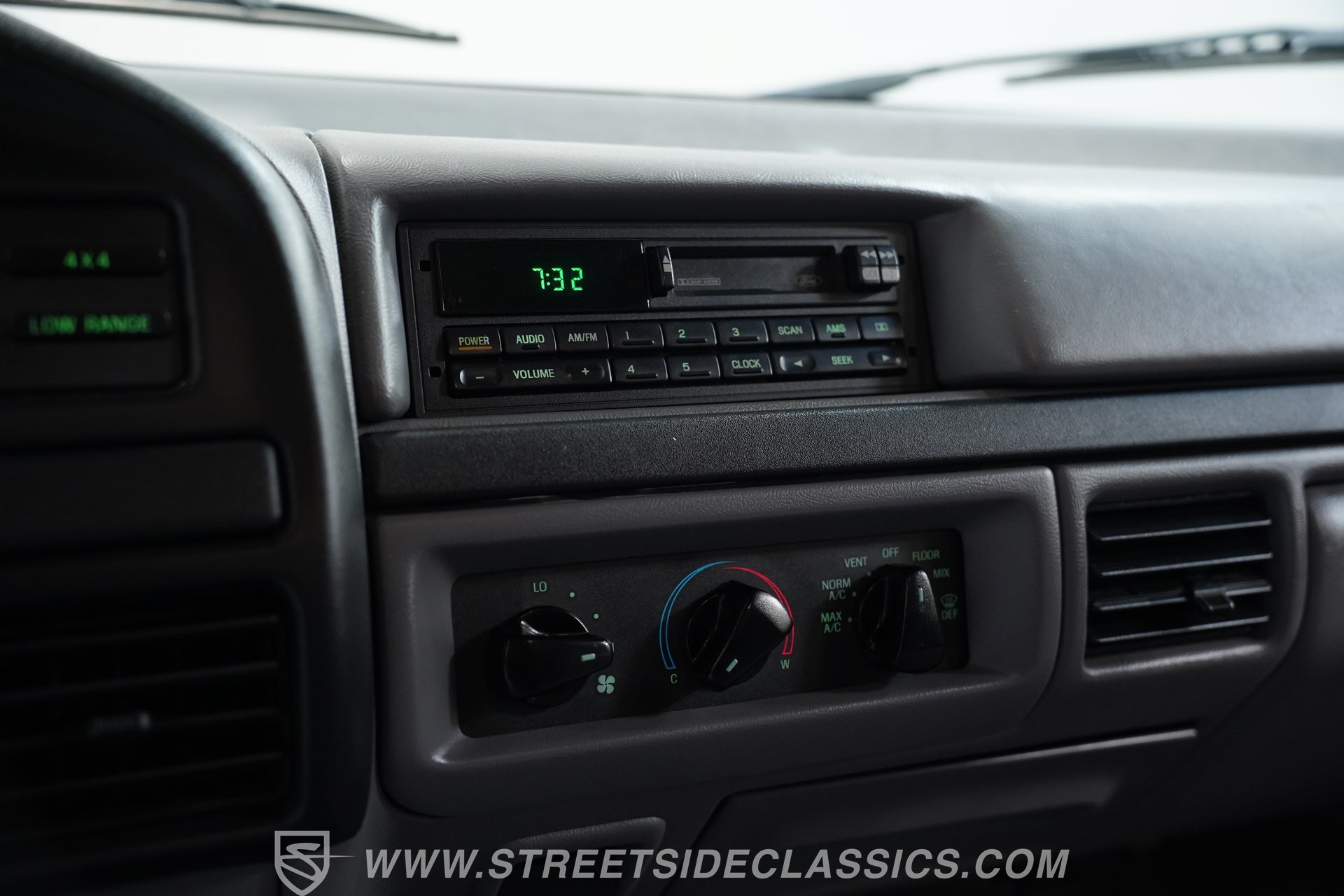 Used 1996 Ford F150 4x4 Regular Cab image 39