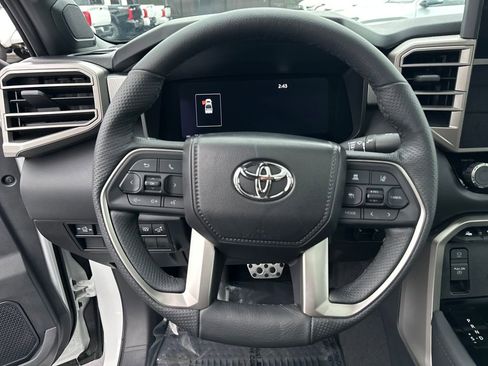 Certified 2025 Toyota Tundra Limited image 18