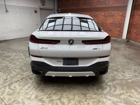 Used 2027 BMW X6 xDrive40i w/ Climate Comfort Package AWD/4WD image 4