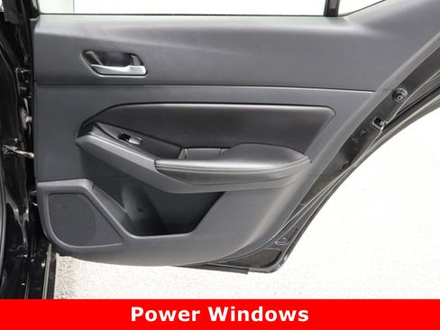 Used 2023 Nissan Altima 2.5 SL image 36