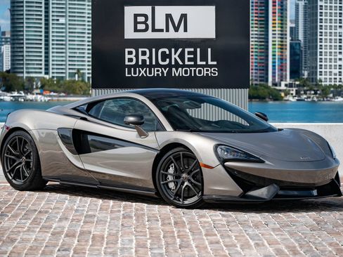 Used 2018 McLaren 570S Coupe RWD image 1