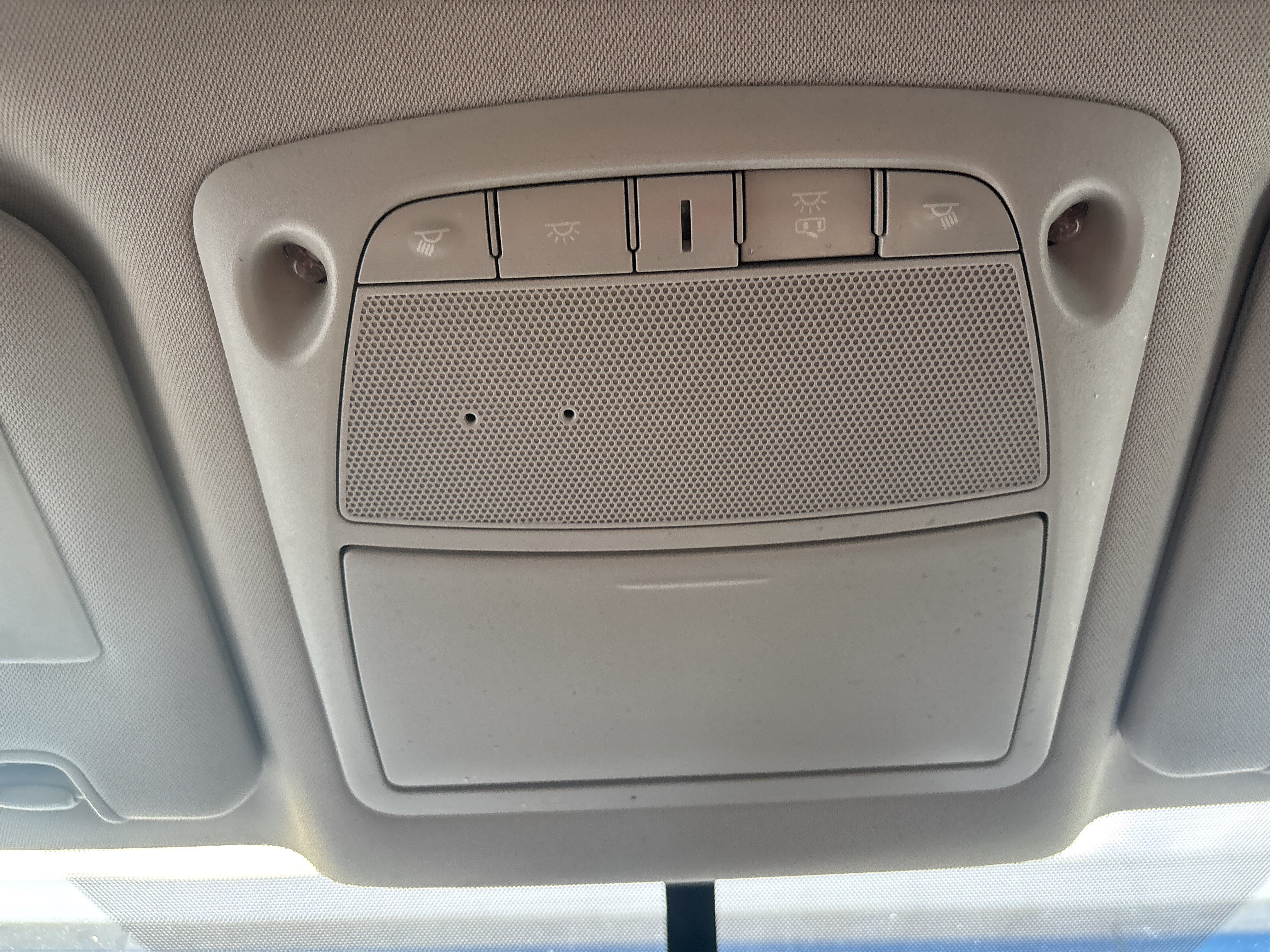 Used 2018 Nissan Rogue SV FWD image 23