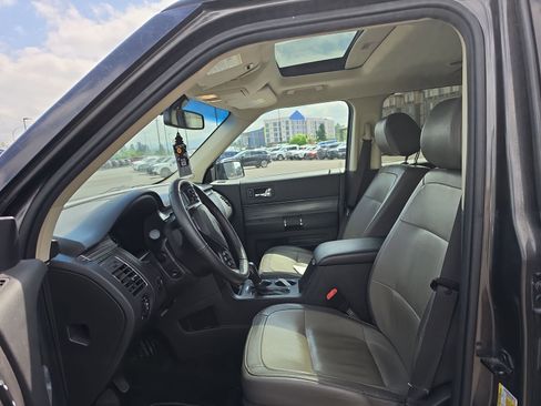 Used 2019 Ford Flex Limited w/ Limited Appearance Package AWD/4WD image 11