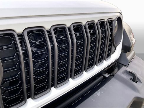 Used 2024 Jeep Wrangler Unlimited Sport AWD/4WD image 29