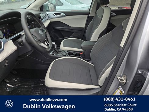 New 2025 Volkswagen Taos SE image 13