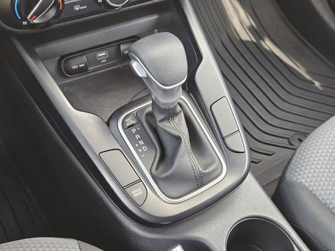 Certified 2023 Kia Soul LX w/ Option Group 015 FWD image 17