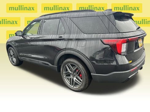 New 2025 Ford Explorer ST-Line w/ Premium Package image 7