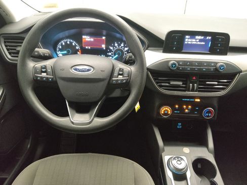 Used 2022 Ford Escape S image 22