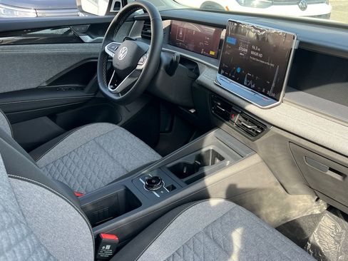 New 2025 Volkswagen Tiguan S image 10