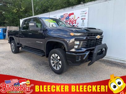 Used 2024 Chevrolet Silverado 2500 Custom w/ Custom Value Package