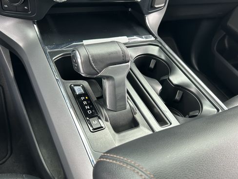 Used 2025 Ford F150 Lariat AWD/4WD image 24