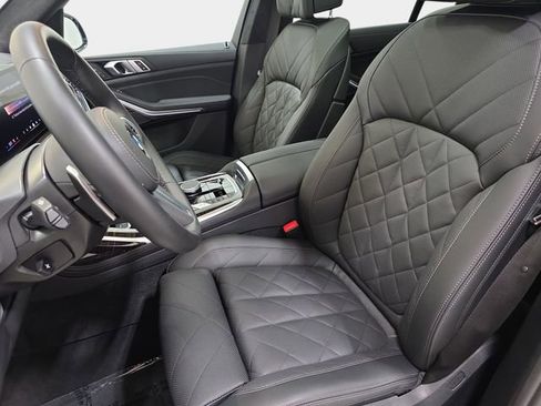 Used 2026 BMW X7 xDrive40i w/ M Sport Package AWD/4WD image 14