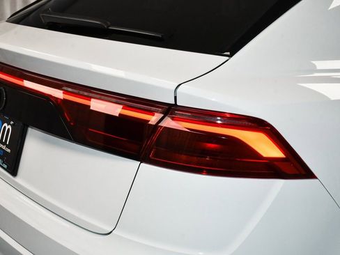 Used 2024 Audi SQ8 Premium Plus w/ Black Optic Package image 86