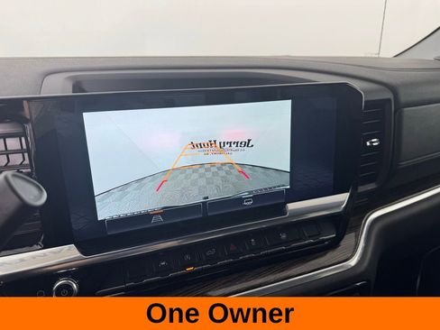 Used 2022 GMC Sierra 1500 Elevation image 3