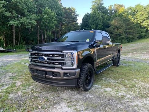 Certified 2023 Ford F350 King Ranch AWD/4WD image 4