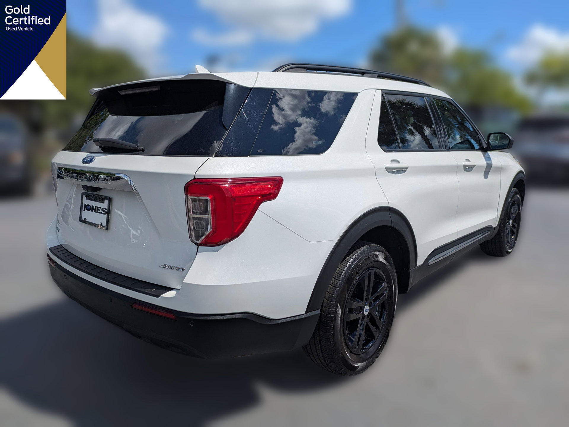 Certified 2023 Ford Explorer XLT AWD/4WD image 6