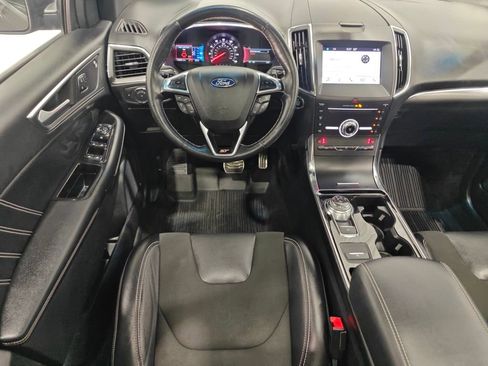 Used 2019 Ford Edge ST w/ Cold Weather Package AWD/4WD image 4