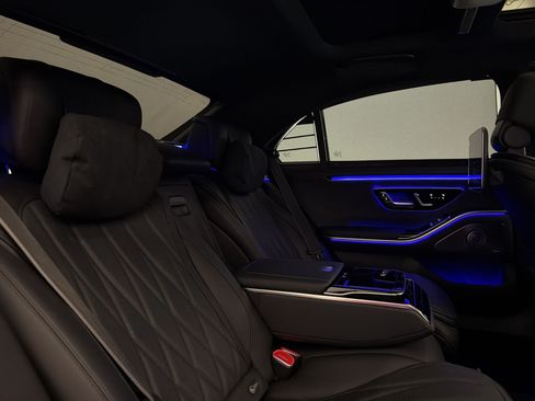 Used 2024 Mercedes-Benz S 63 AMG S image 30