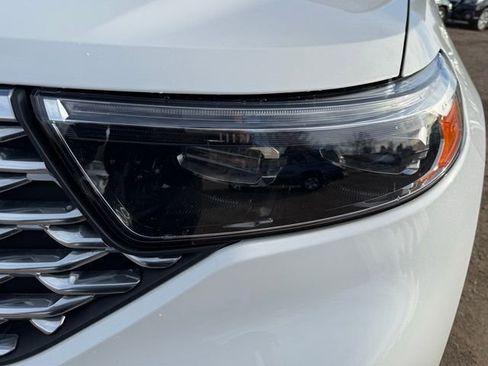 Used 2020 Ford Explorer Platinum w/ Premium Technology Package image 10