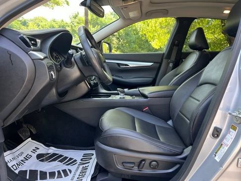 Used 2021 INFINITI QX50 Luxe FWD image 12