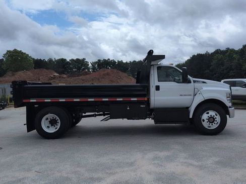 New 2026 Ford F750 2WD Regular Cab Super Duty image 3