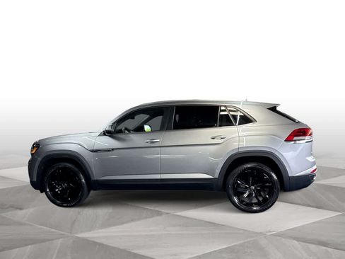 Used 2023 Volkswagen Atlas Cross Sport SE FWD image 5