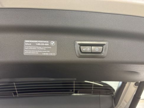 Used 2025 BMW X1 xDrive28i w/ Convenience Package image 19