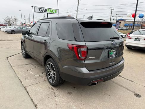 Used 2017 Ford Explorer Sport w/ Equipment Group 401A AWD/4WD image 9