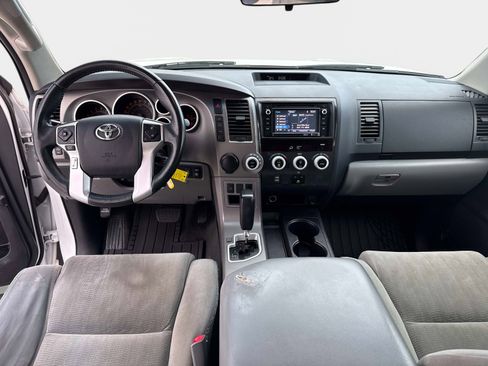 Used 2015 Toyota Sequoia SR5 image 17