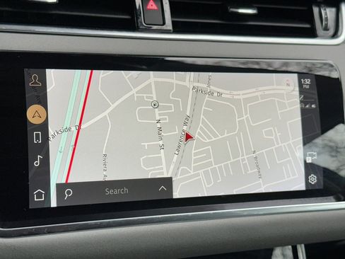 Used 2023 Land Rover Range Rover Evoque SE image 25