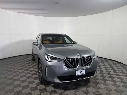 Used 2025 BMW X3 xDrive30i AWD/4WD image 6