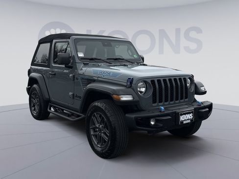 Used 2024 Jeep Wrangler Sport S image 10