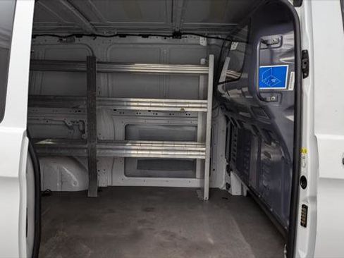 Used 2018 Mercedes-Benz Metris image 16