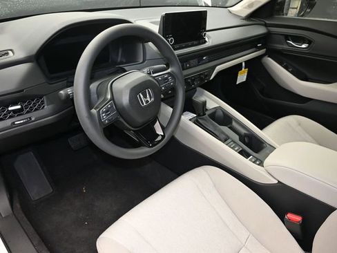 New 2025 Honda Accord SE image 15