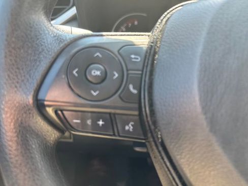 Used 2023 Toyota RAV4 LE image 18