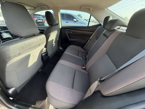 Used 2019 Toyota Corolla LE FWD image 12