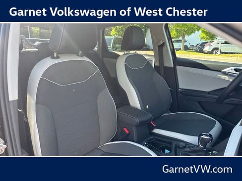 New 2026 Volkswagen Taos SE AWD/4WD image 38