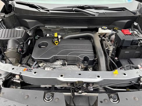 Used 2025 Chevrolet Equinox LT FWD image 28