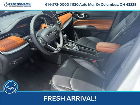 Used 2024 Jeep Compass Limited AWD/4WD image 11