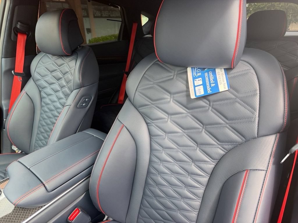 New 2026 Genesis GV80 3.5T e-SC AWD/4WD image 12