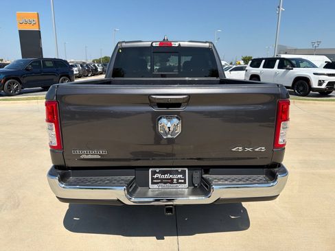Used 2022 RAM 1500 Big Horn AWD/4WD image 4