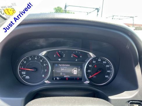 Used 2022 GMC Acadia SLE w/ Driver Convenience Package FWD image 20