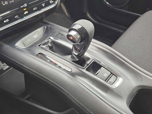 Used 2016 Honda HR-V EX image 19