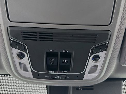 Used 2023 Honda Ridgeline RTL image 16