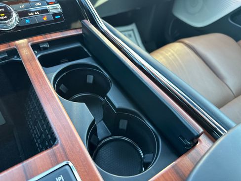 Used 2024 Lincoln Navigator Reserve image 48