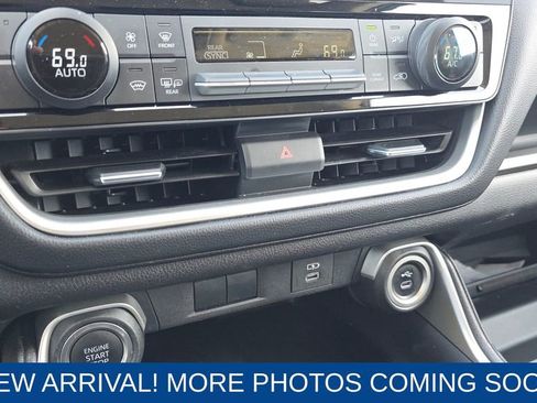 Used 2025 Toyota Grand Highlander XLE image 19
