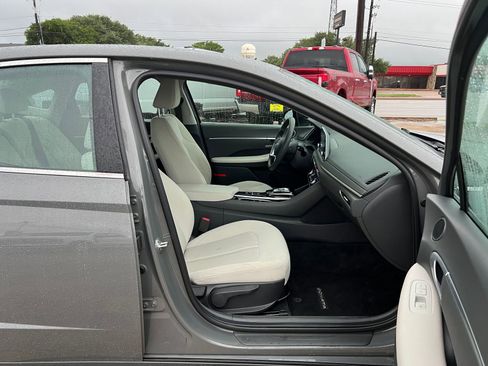 Used 2022 Hyundai Sonata SEL FWD image 9