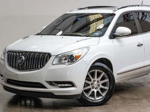 Used 2017 Buick Enclave Leather image 7