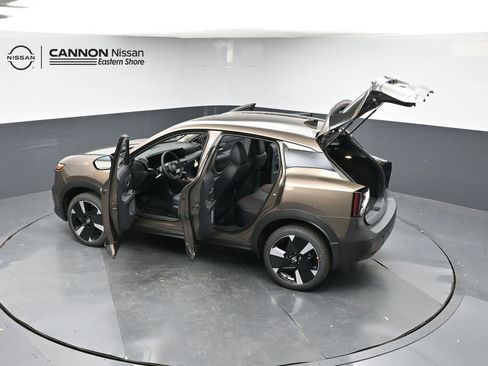 New 2026 Nissan Kicks SR FWD image 50