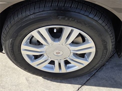 Certified 2014 Cadillac SRX Luxury w/ Driver Awareness Package image 9